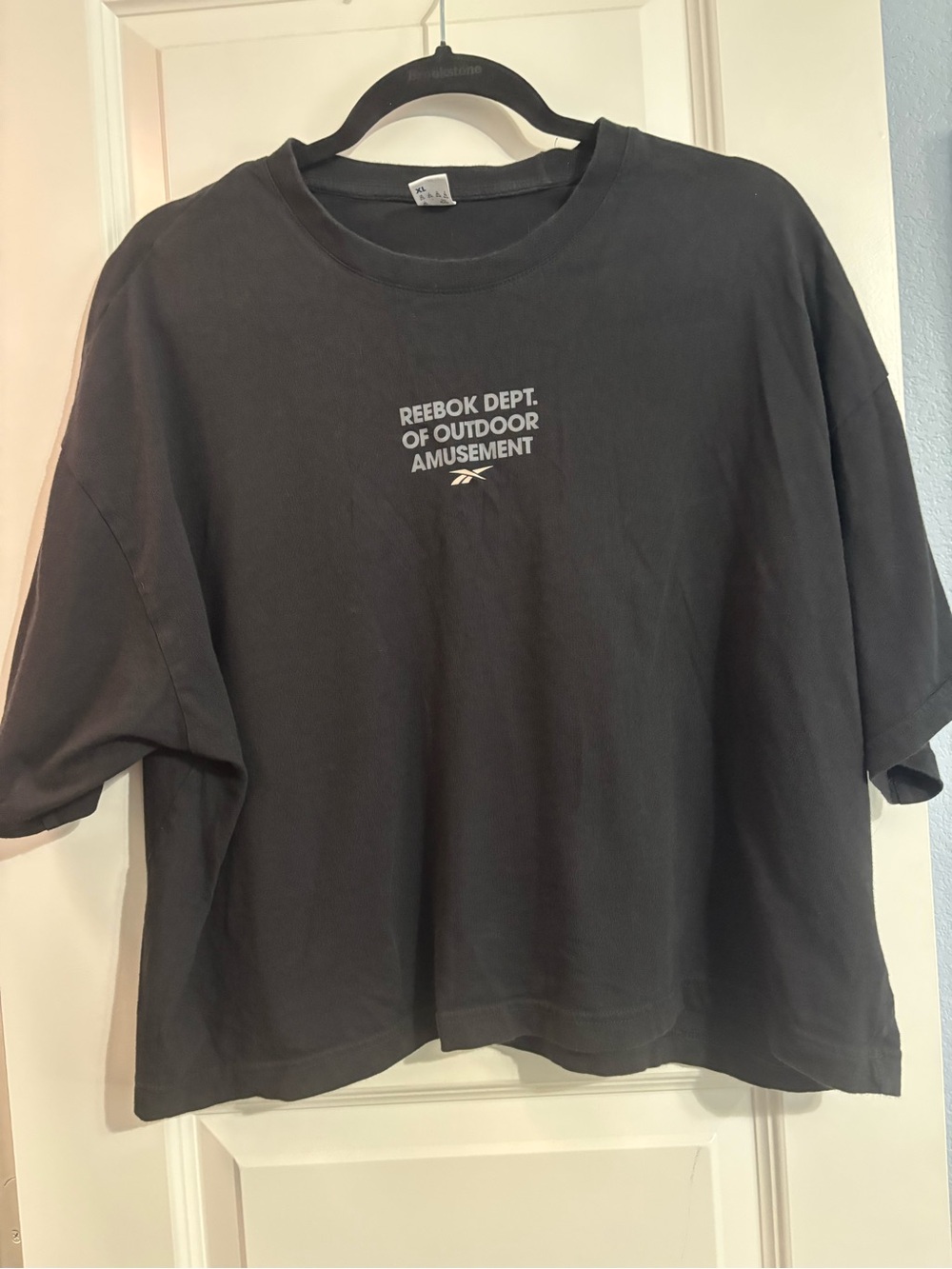 Reebok Black Oversized Graphic Crop Tee